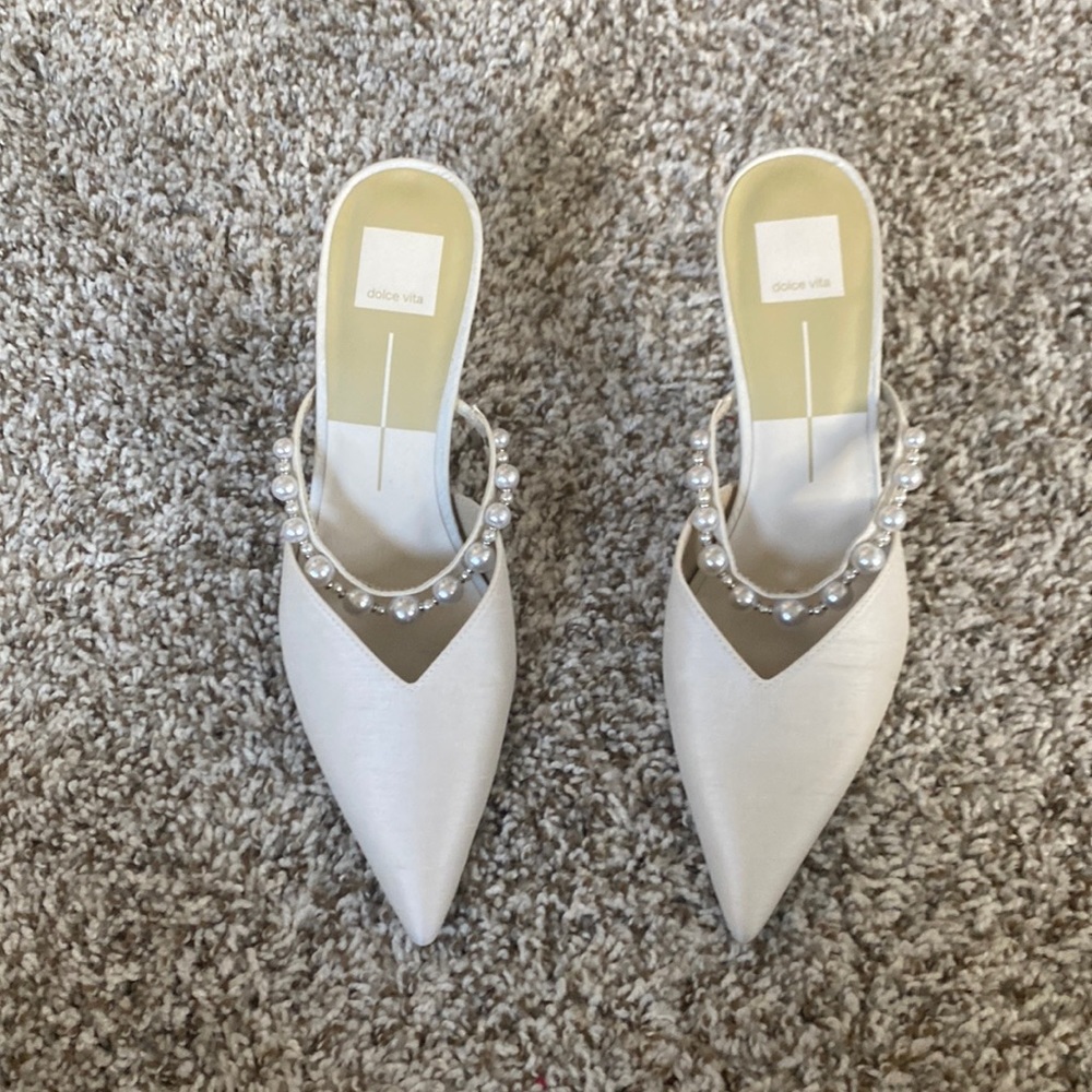 Dolce Vida Pearl heals- Size 9- wedding